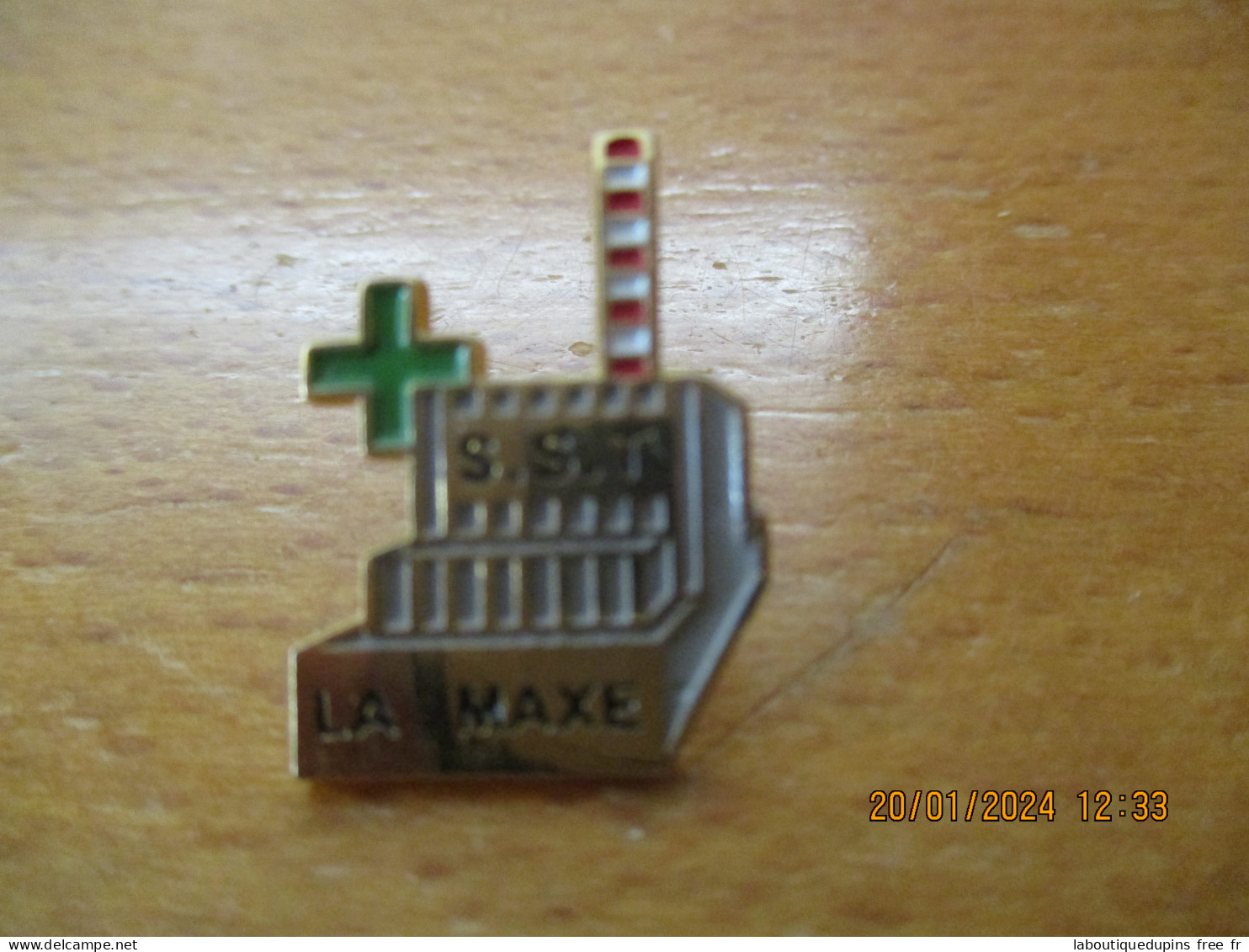 Pin's Lot 004 -- SST La Maxe  --  Dernier Vendu 04 / 2023 - EDF GDF