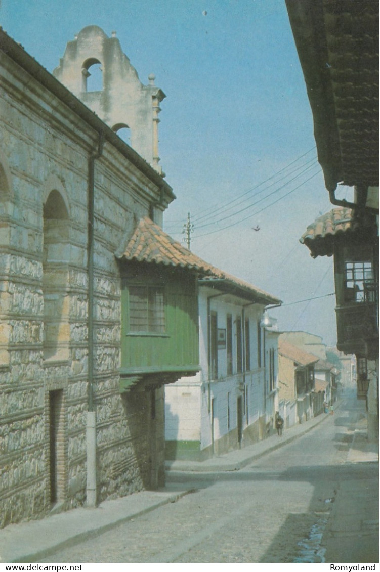 CARTOLINA  BOGOTA,COLOMBIA-BOGOTA D.E. COLOMBIA-CAMERIN DEL CARMEN-LA CANDELARIA-BOLLO STACCATO,VIAGGIATA 1990 - Colombie