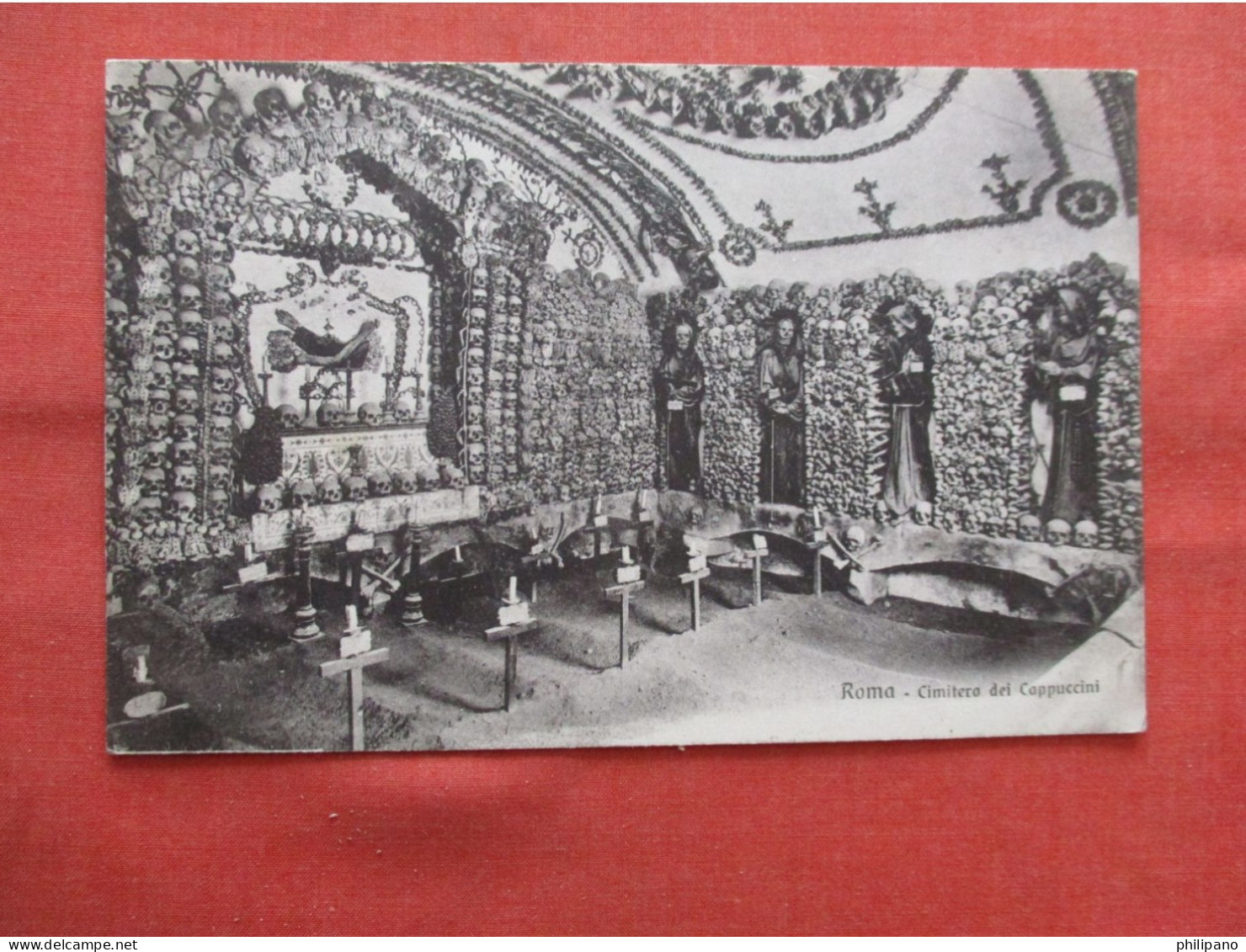 Creepy Catacombs Vintage Postcard / Mummies, Skulls - Rome >     Ref 6306 - Funeral