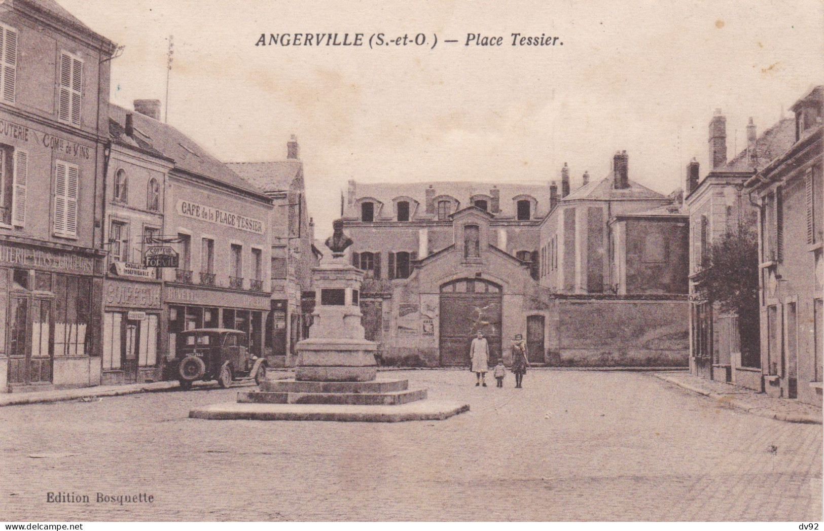 ESSONNE ANGERVILLE PLACE TESSIER - Angerville