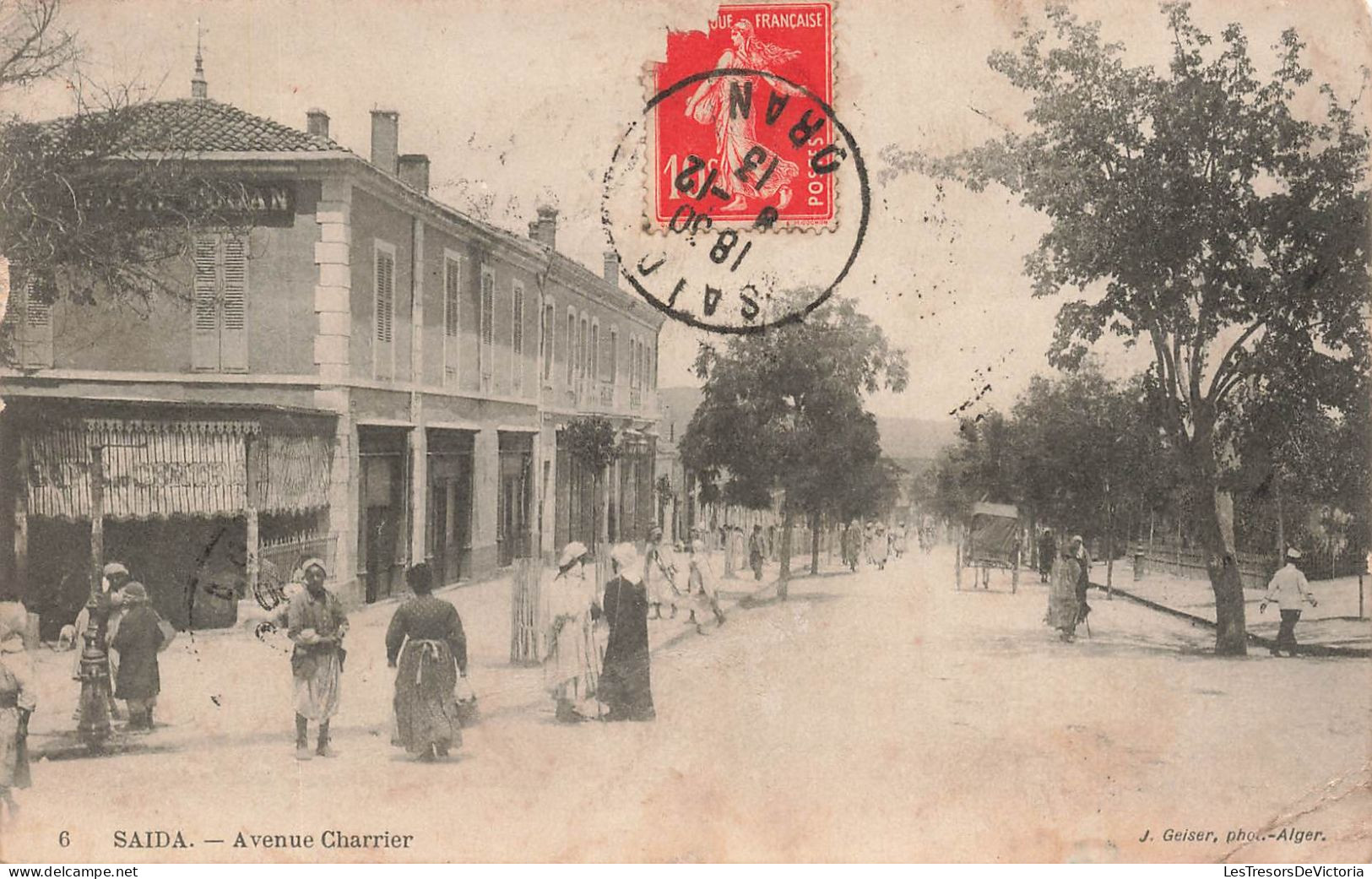 ALGERIE - Saïda - Vue Sur L'avenue Charrier - Animé - Carte Postale Ancienne - Saïda