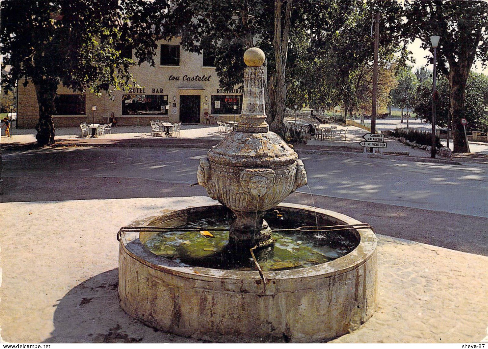 84 - Beaumes De Venise - La Fontaine - Beaumes De Venise