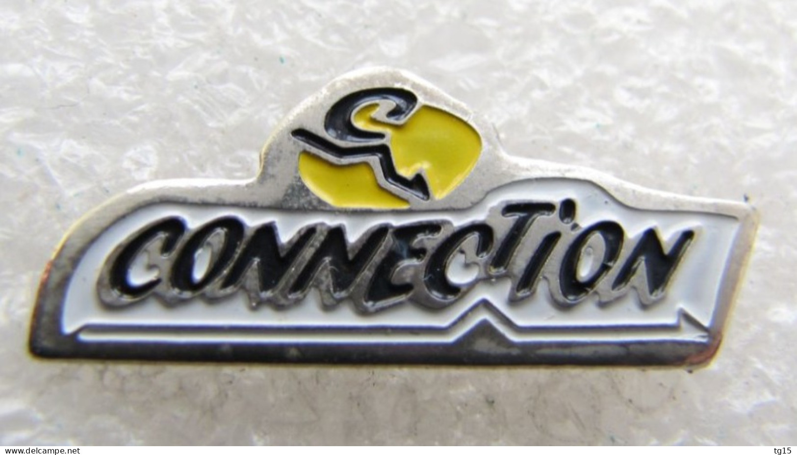 RARE  PIN'S    C  CONNECTION  CITROËN - Citroën