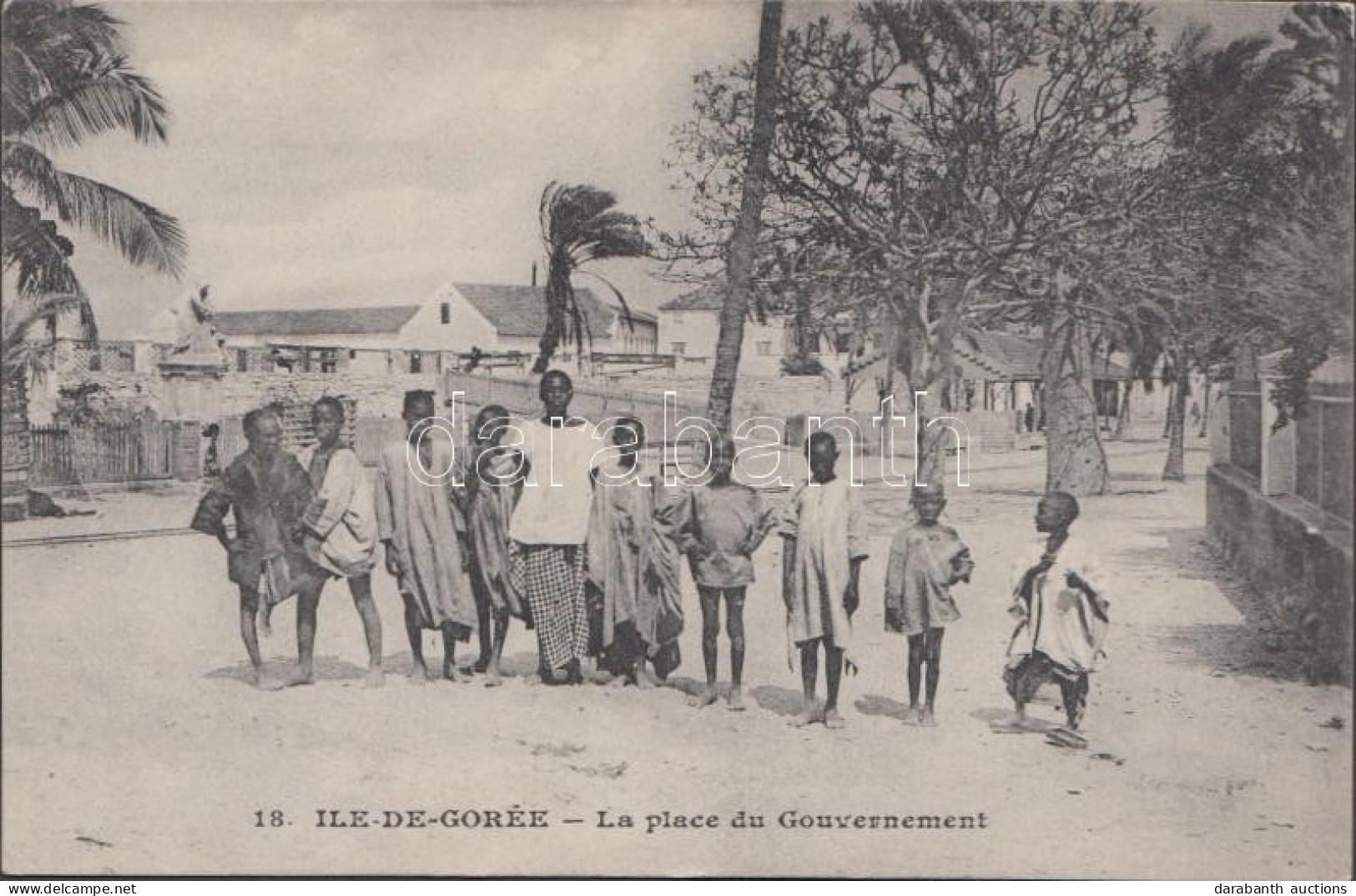 ** T2 Dakar, Ile De Gorée, La Place Du Gouvernement / Government Square, Children - Non Classificati