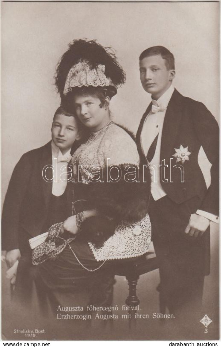 ** T2/T3 Princess Auguste Of Bavaria With Her Sons (EK) - Ohne Zuordnung