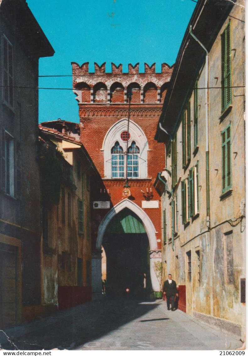 VIGEVANO - IL CASTELLO, L'ENTRATA - CASTLE SCHLOSS CHATEAU - V1970 - Vigevano