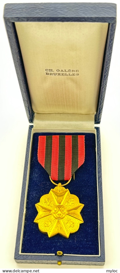 Médaille Décoration Civile Pour Long Service Dans L'administration. 2e Classe En Vermeil. - Firma's