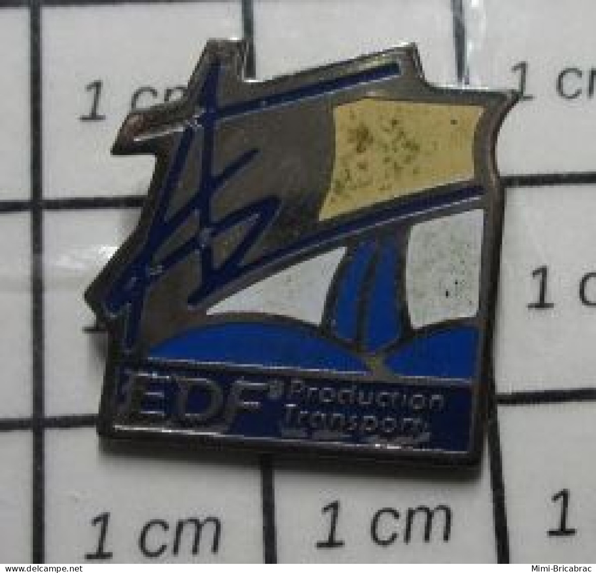 413B Pin's Pins / Beau Et Rare / EDF / PRODUCTION TRANSPORT - EDF GDF