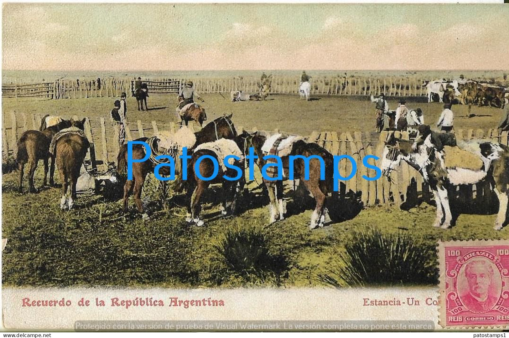 223021 ARGENTINA COSTUMES GAUCHO A HORSE UNA ESTANCIA UN CORRAL POSTAL POSTCARD - Argentine