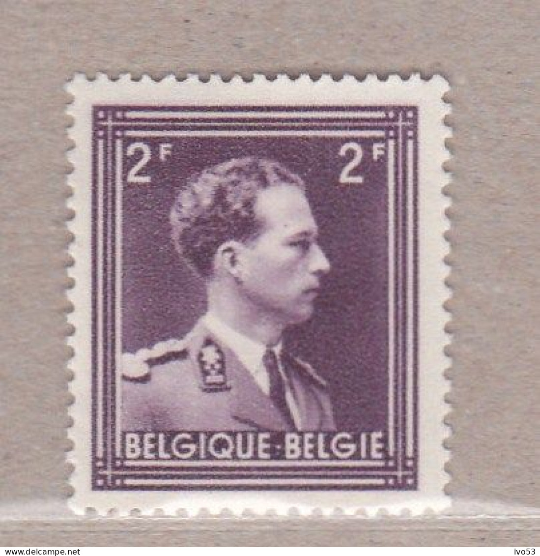 1943 Nr 643(*) Zonder Gom,zegel Uit Reeks Leopold III. - 1936-1957 Open Kraag
