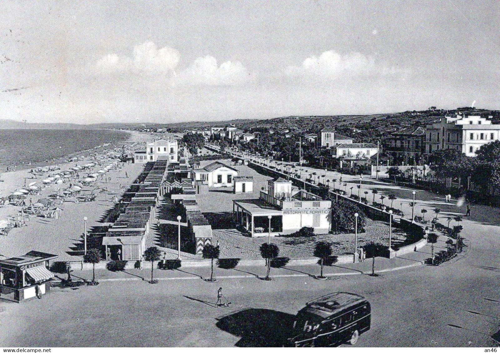 SENIGALLIA (Ancona) - Spiaggia E Lungomare -  Vgt. 1956 - Senigallia