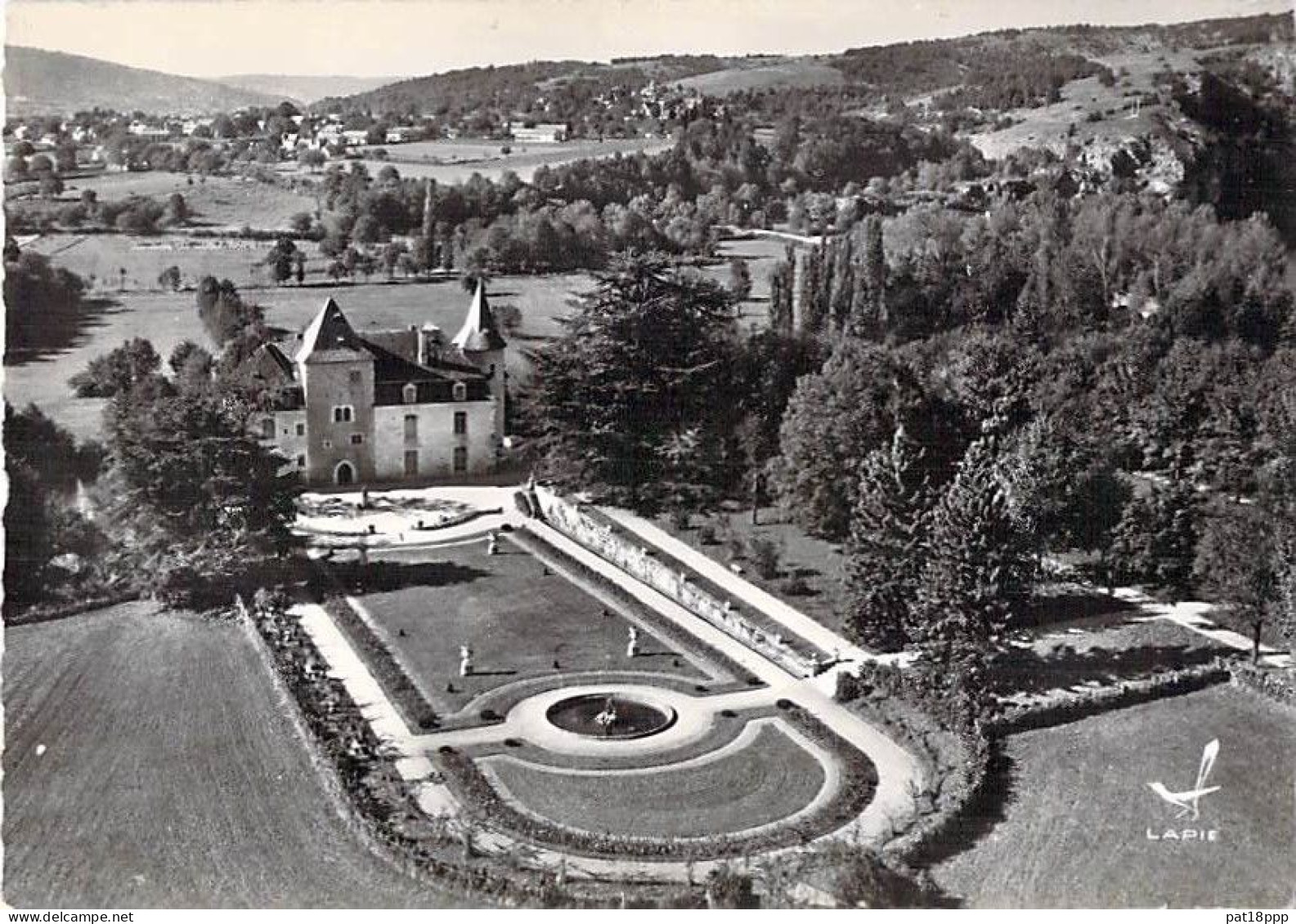 FRANCE - CPSM CHATEAUX de VILLAGES (- 6.000 h)  Lot de 15 cartes (n° 1) Dentelées Grand Format Noir et Blanc - BON ETAT