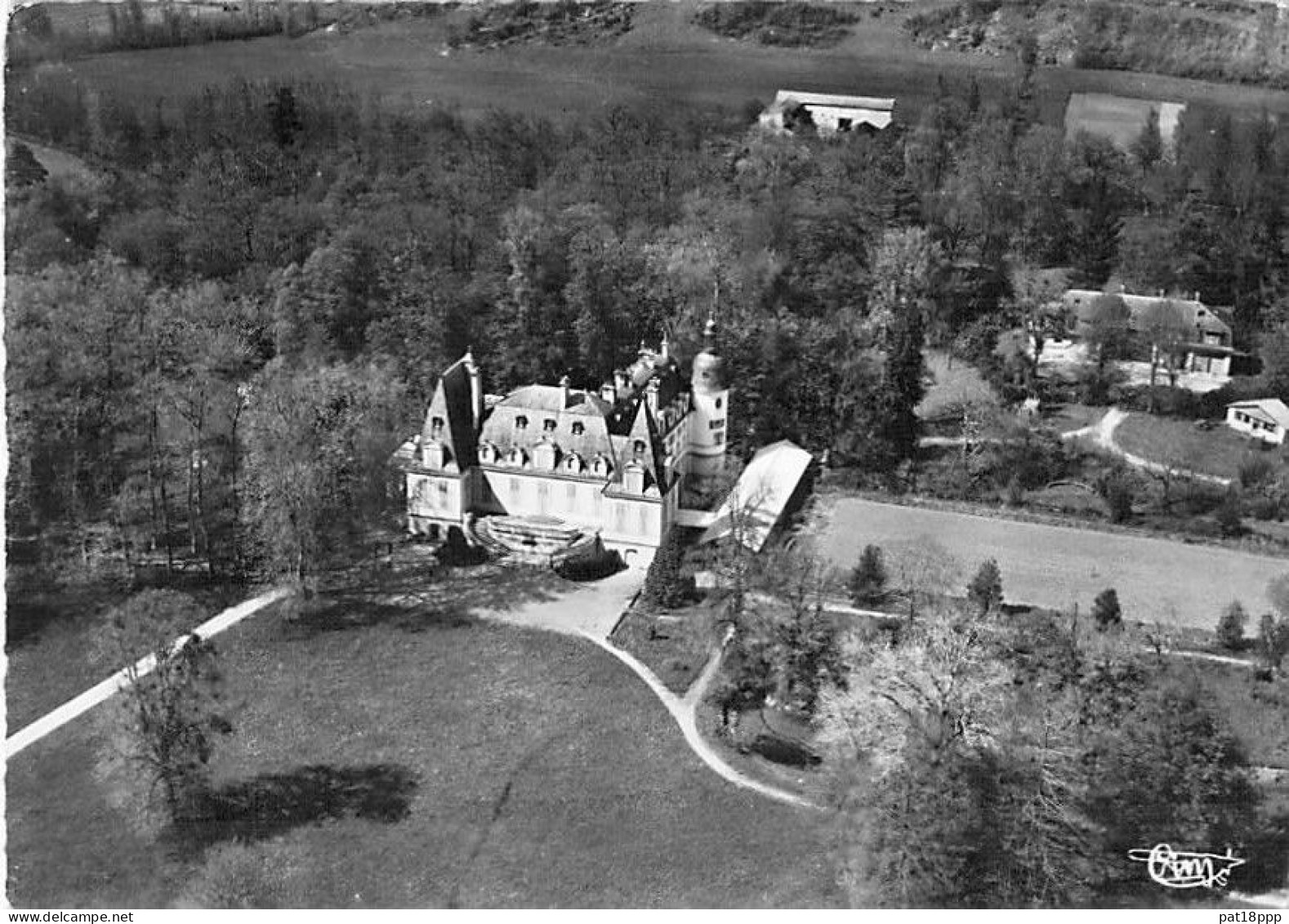 FRANCE - CPSM CHATEAUX de VILLAGES (- 6.000 h)  Lot de 15 cartes (n° 1) Dentelées Grand Format Noir et Blanc - BON ETAT