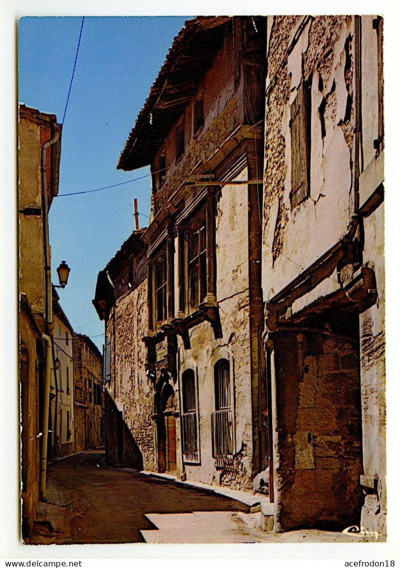 L'Isle-sur-la-Sorgue - Maison Renaissance, Rue Ledru-Rollin - L'Isle Sur Sorgue