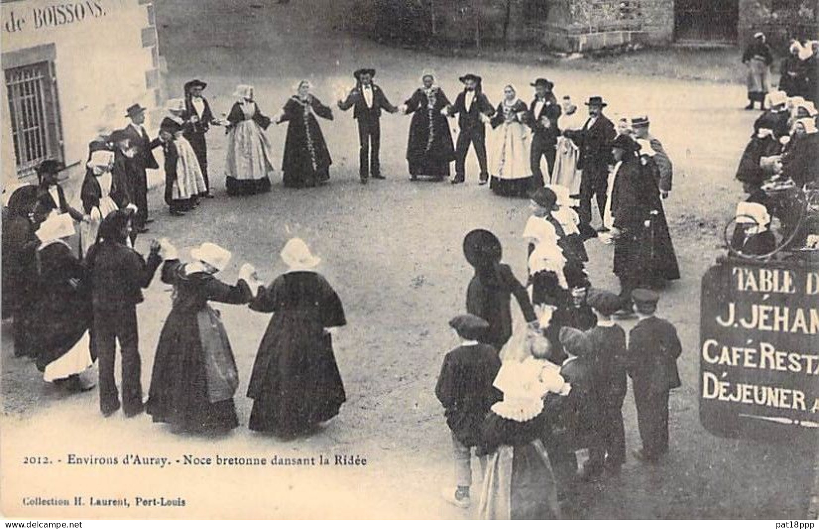 FOLKLORE Traditions - Joli lot de 15 CPA FRANCE (Personnages, Costumes, Danses ... en bon plan)