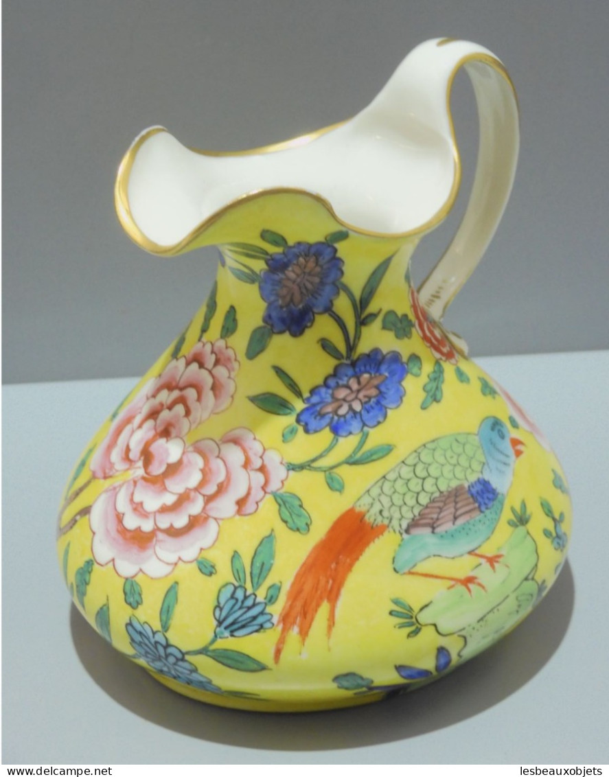 -JOLI ANCIEN VASE PORCELAINE FRANCE à Décor Style ASIATIQUE Sur Fond Jaune   E - Vasen