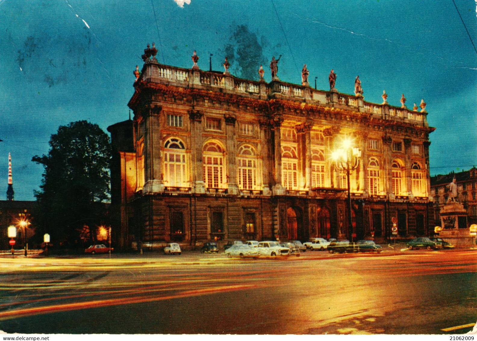 TORINO - PALAZZO MADAMA IN PIAZZA CASTELLO, NOTTURNO - AUTO CARS VOITURES FIAT 850 COUPE' 500 - V1973 - Palazzo Madama