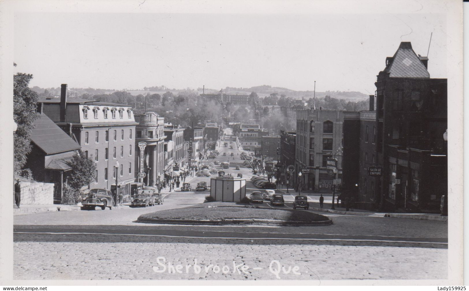 Rue King Sherbrooke Québec Canada Vue Vers Rue Wellington Et L'est Real Photo B&W 1946-1948 Bâtiment Bas De La Cote 2sc - Sherbrooke