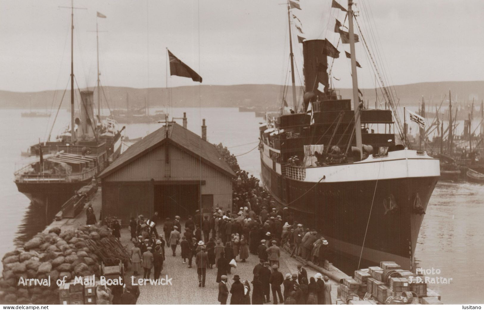 U.K. - Scotland - Shetland - Lerwick,  Arrival Of Mail Boat,  J.D. Rattar - Vintage Photo Postcard - Shetland