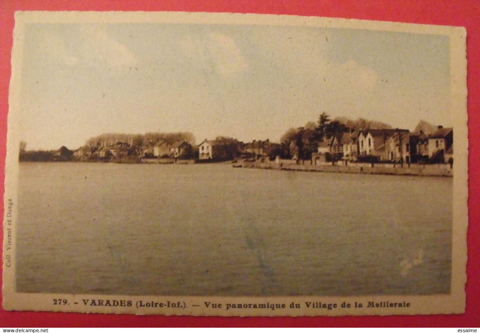 Carte Postale. Loire Atlantique 44. Varades. Vue Panoramique Du Village De La Meilleraie - Varades