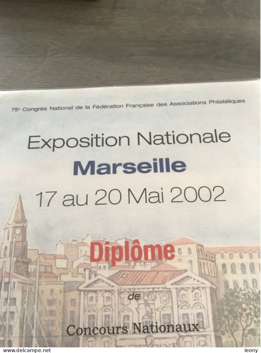 CLASSEUR  TIMBRES  " EXPOSITION NATIONALE MARSEILLE Du 17 Au 20 MAI 2002  Sur Le Thème Des  " COULEURS " - Collections (sans Albums)