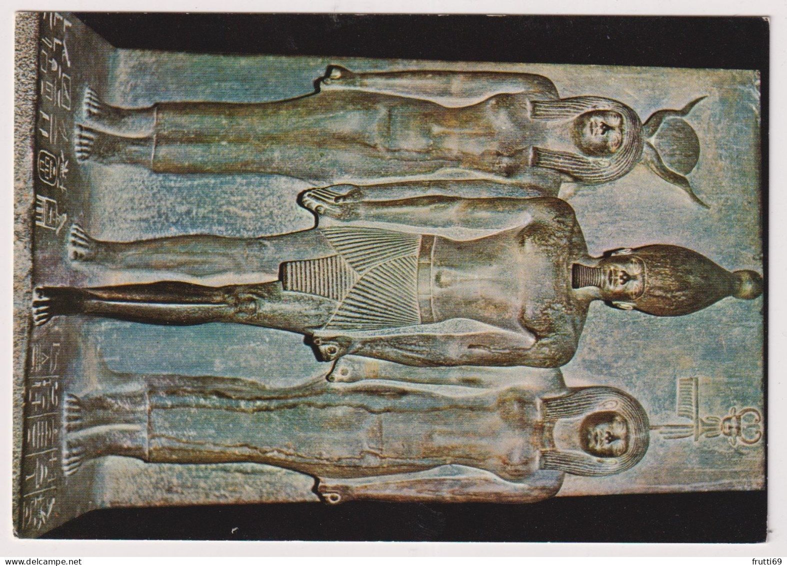 AK 198284 EGYPT - Cairo - King Mykerinos With Goddess Harthor And Nome Goddes - Musea