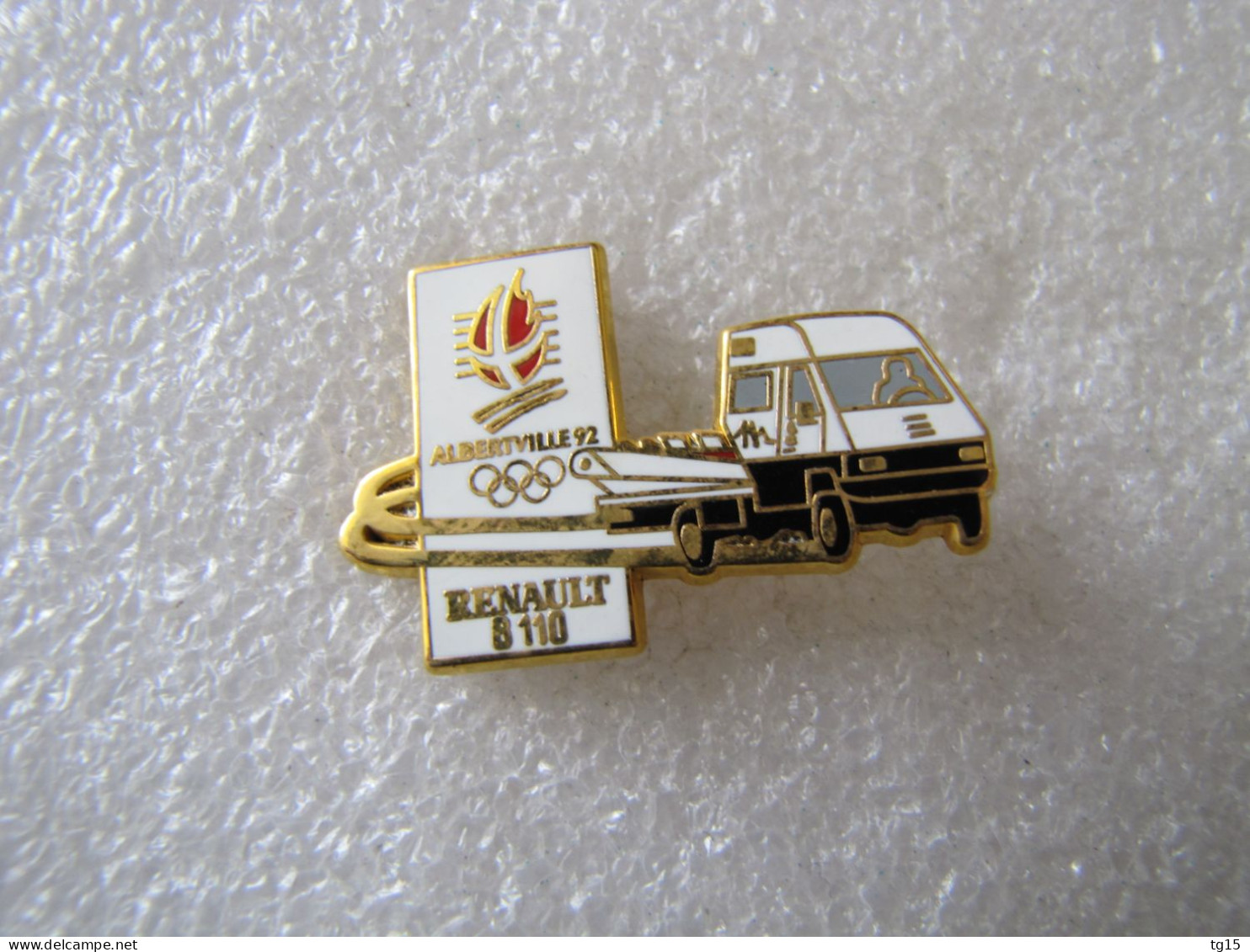 PIN'S    RENAULT   B 110  ALBERTVILLE 1992  Zamak - Renault