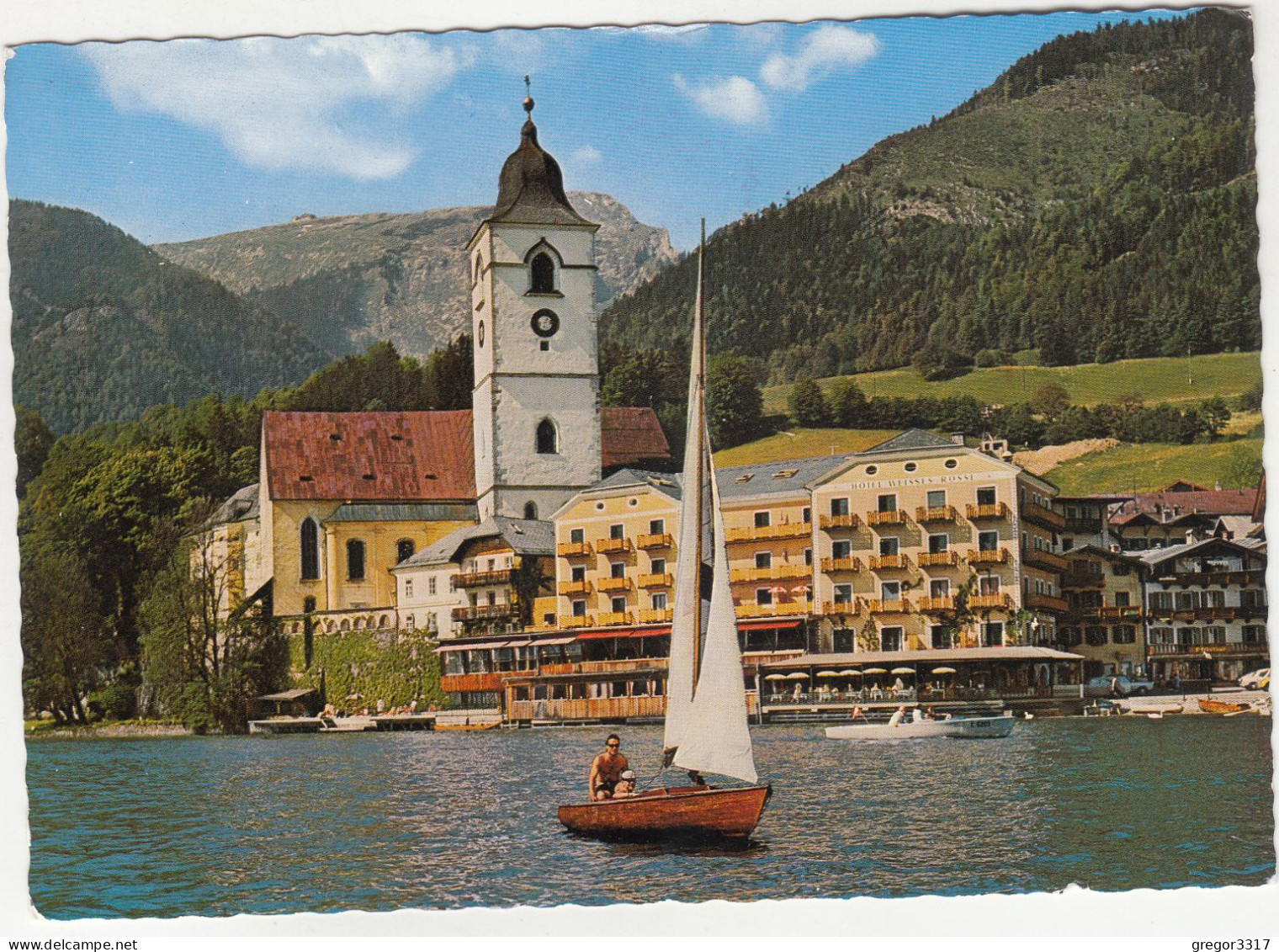 E2940) ST. WOLFGANG - Weißes Rößl - Salzkammergut - 1978 - Segelboot U. Boot Im Vordergrund Mit Kirche - St. Wolfgang