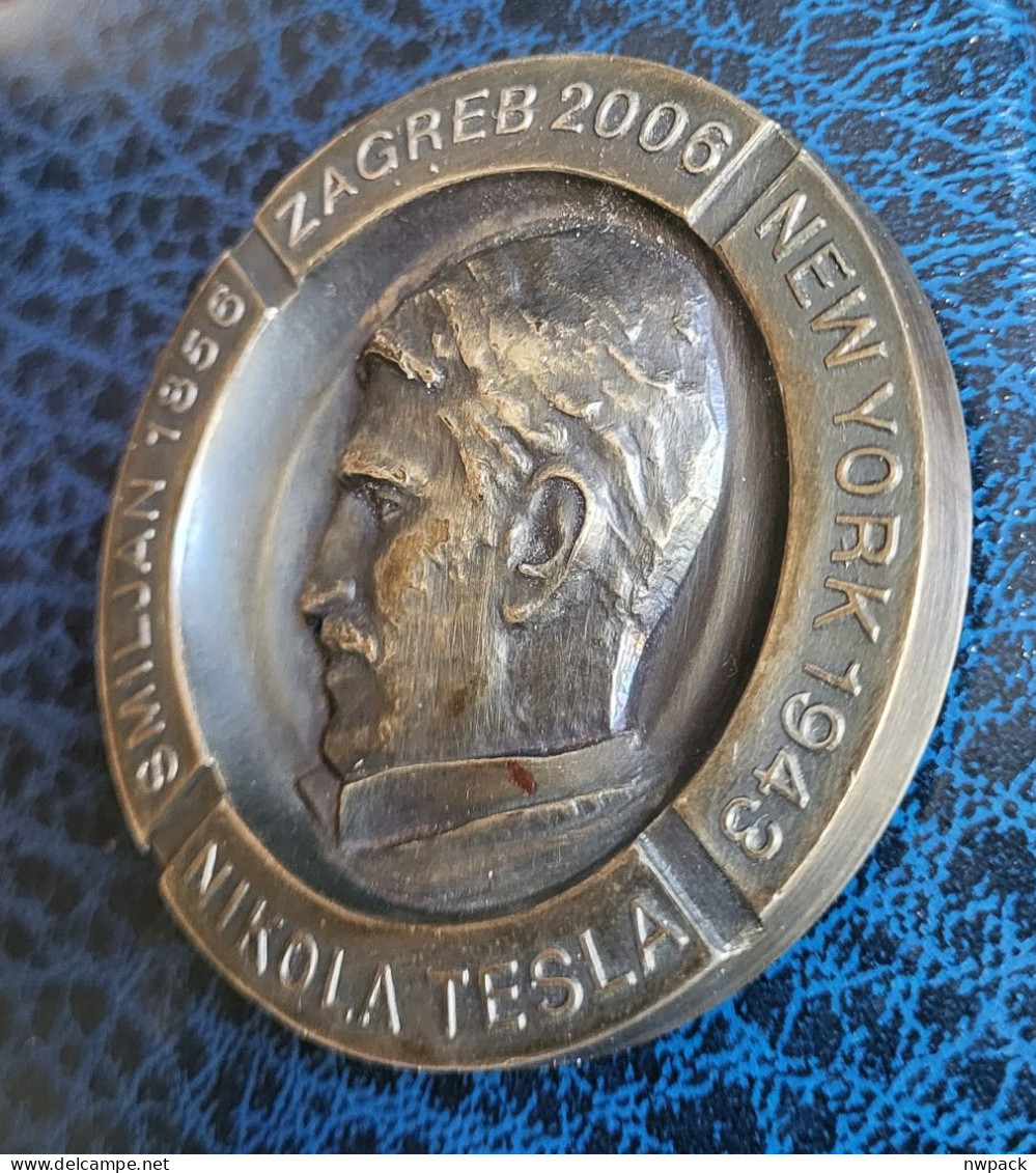 NIKOLA TESLA - CROATIA - AWARD - Medal / Plaque In Casse (BOX) - Autres Appareils