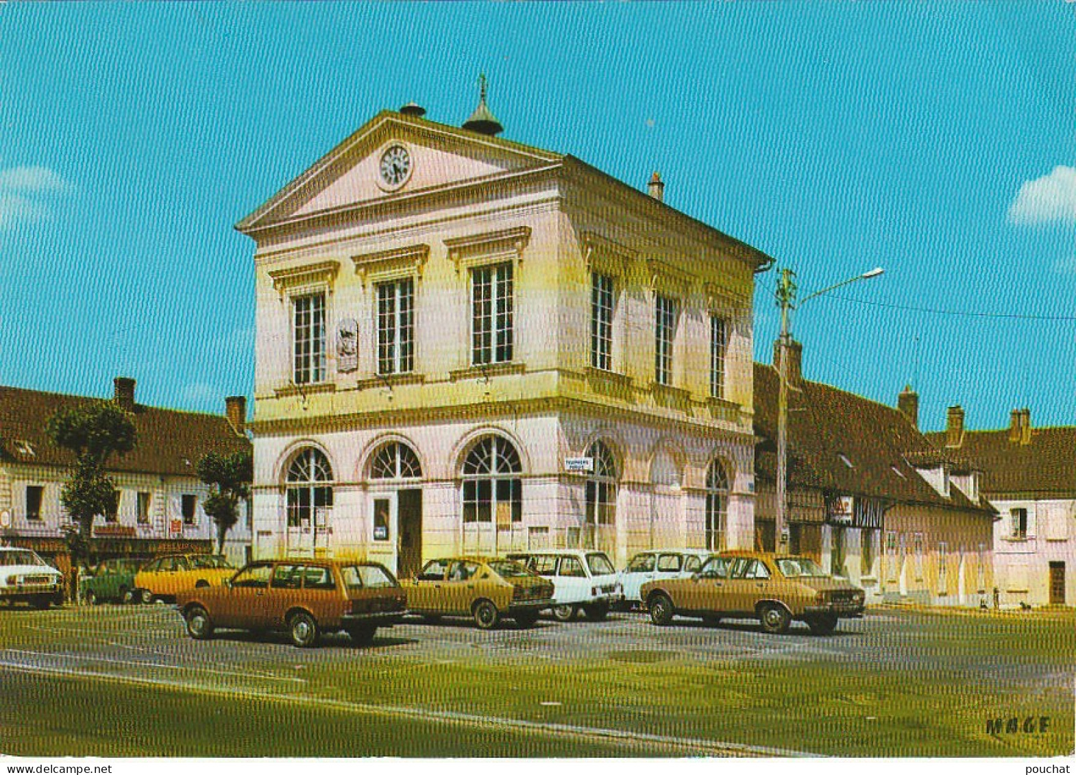 XXX -(60) NOAILLES - LA MAIRIE - AUTOMOBILES - 2 SCANS - Noailles