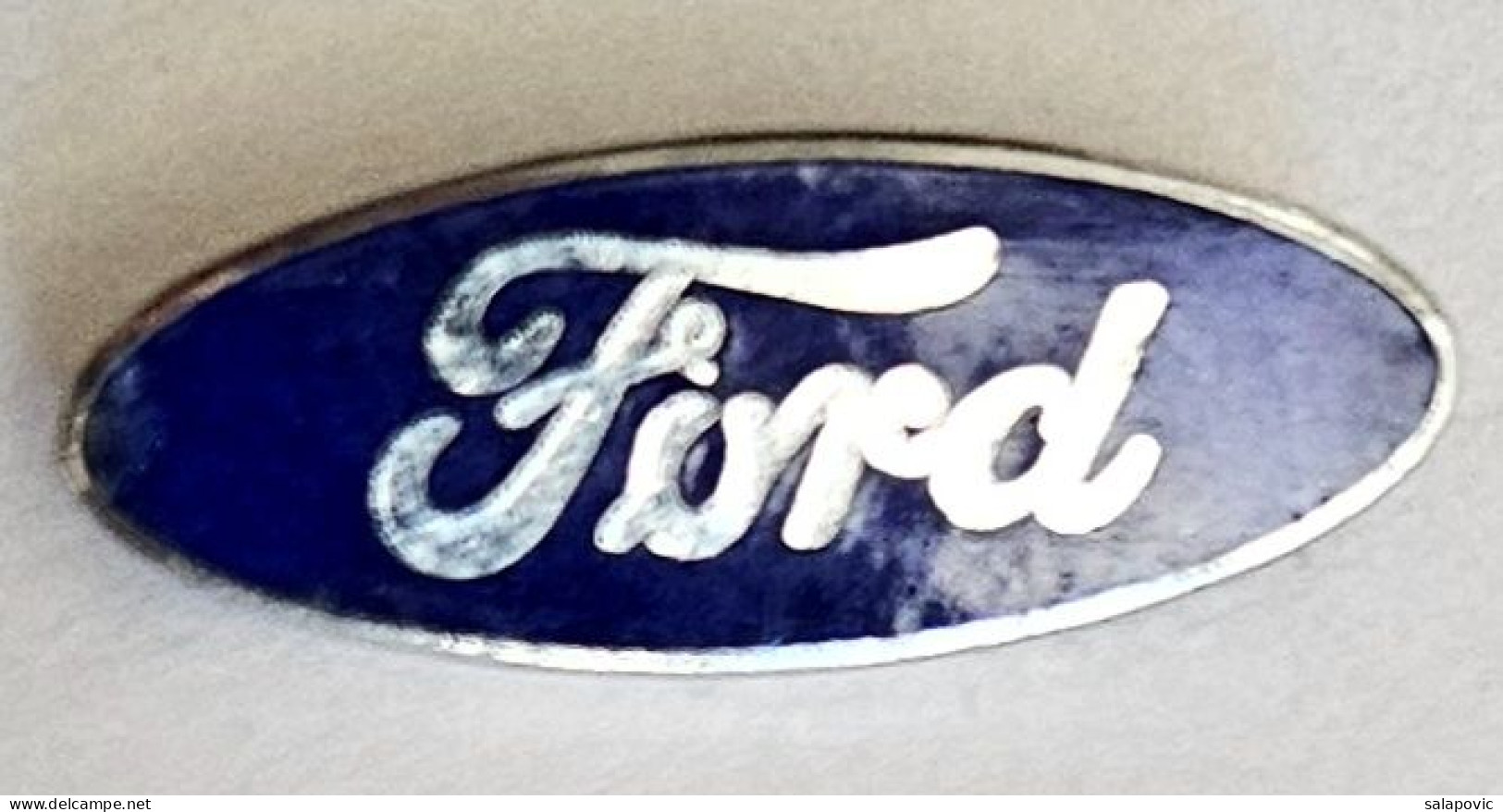 FORD - Auto Car Automotive PINS BADGES A13/10 - Ford