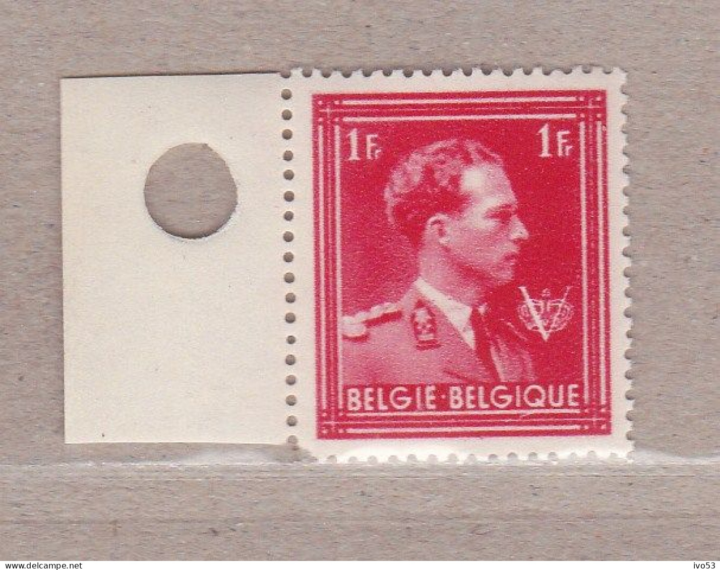 1944 Nr 690* Met Scharnier,zegel Uit Reeks Leopold III. - 1936-1957 Collo Aperto