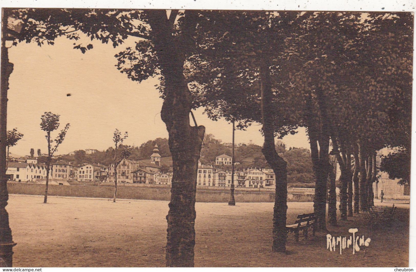 64. CIBOURE. CPA..CIBOURE VU DE SAINT JEAN DE LUZ . SERIE  RAMUNTCHO - Ciboure