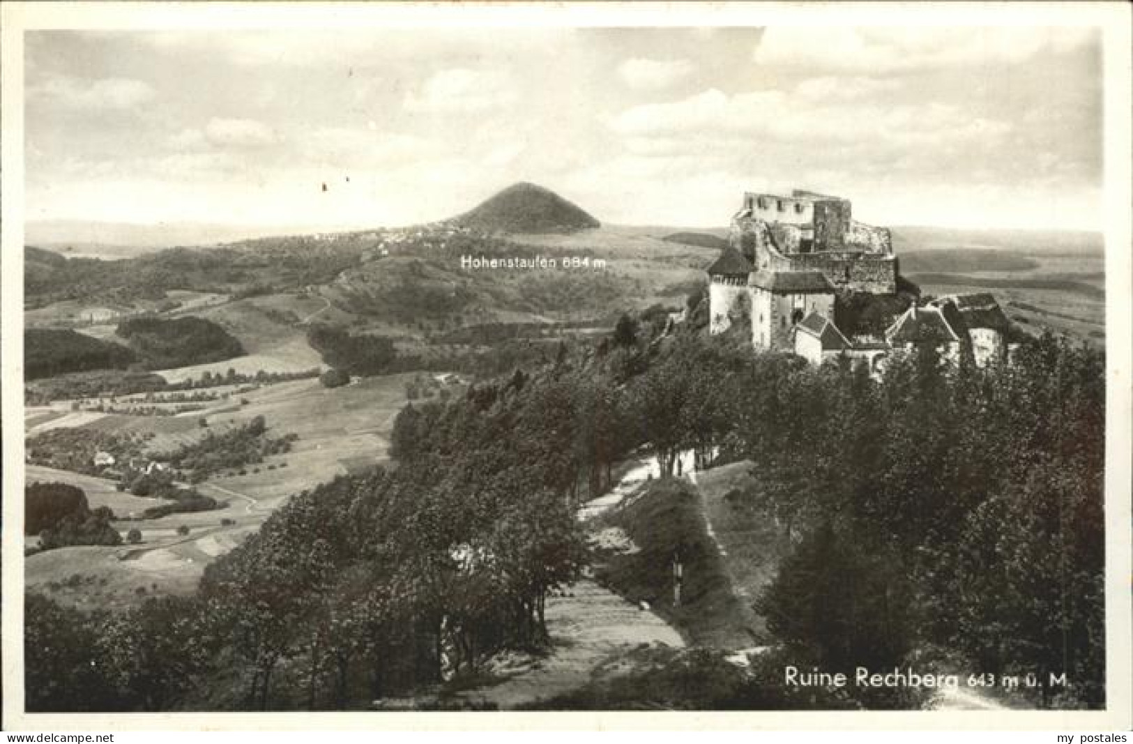 41316796 Rechberg Schwaebisch Gmuend Ruine Burg Hohenrechberg Mit Hohenstaufen S - Schwaebisch Gmünd