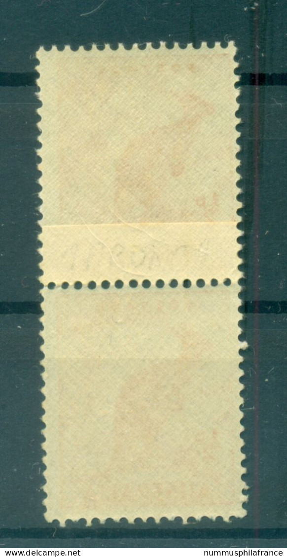 Australie 1948-49 - Y & T N. 163A - Série Courante (Michel N. 194) - Paire Coil (ii) - Mint Stamps