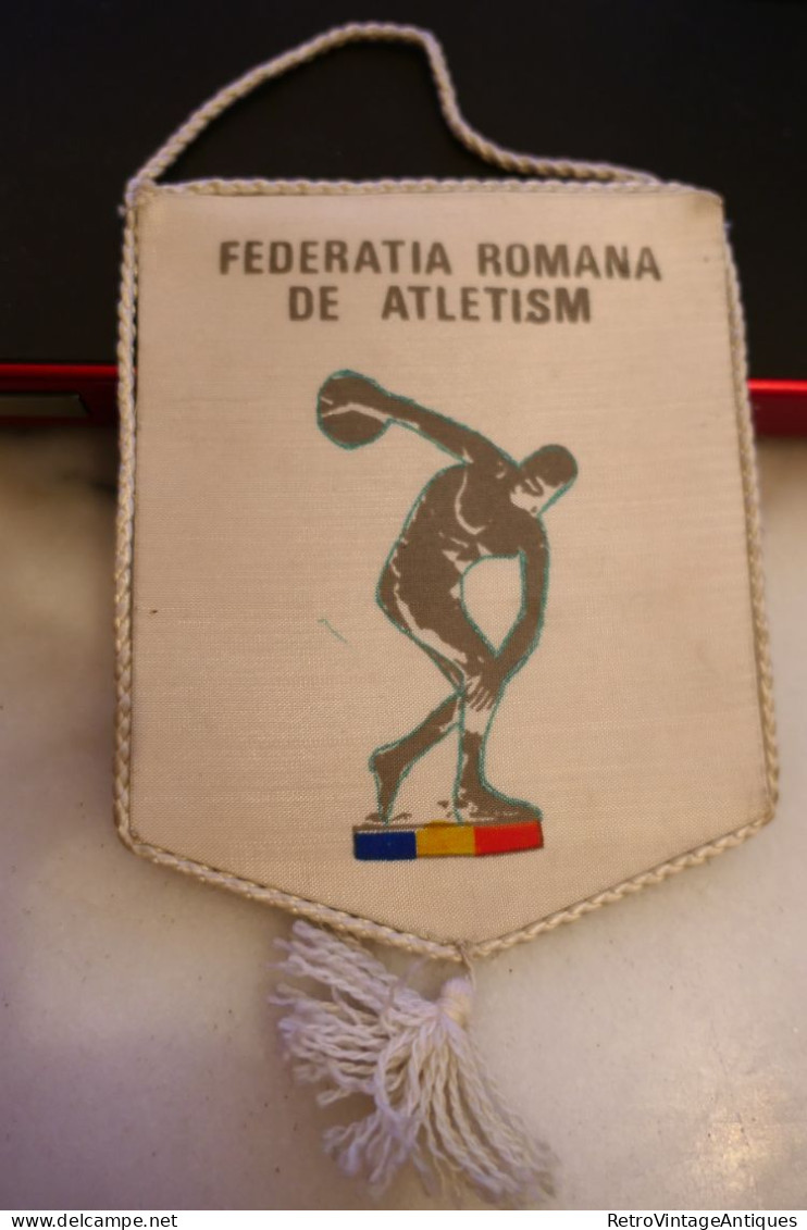 FEDERATIA ROMANA DE ATLETISM 1912-1992 80 DE ANI Fanion Sportiv Steag Sport Flag Pennant USA - Leichtathletik