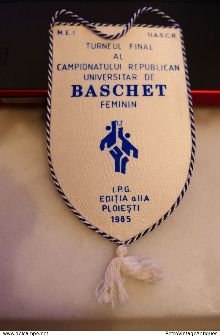BASCHET FEMININ I.P.G. PLOIESTI 1985 Romania Fanion Sportiv Steag Sport Flag Pennant - Bekleidung, Souvenirs Und Sonstige