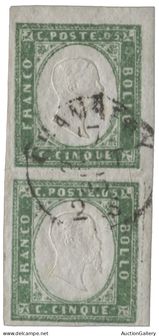 Antichi Stati Italiani - Sardegna - Coppia Verticale Angolo Di Foglio Del 5 Cent Verde Pisello - Grandi Margini - 17.9.5 - Other & Unclassified