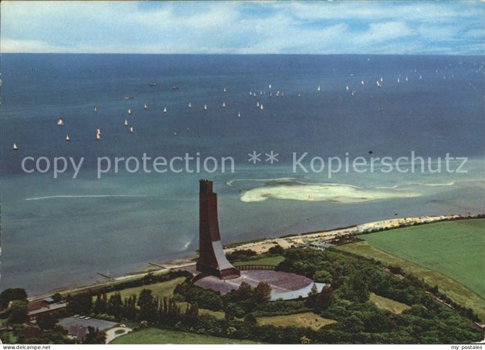 71905646 Laboe Fliegeraufnahme Marineehrenmal Laboe - Laboe