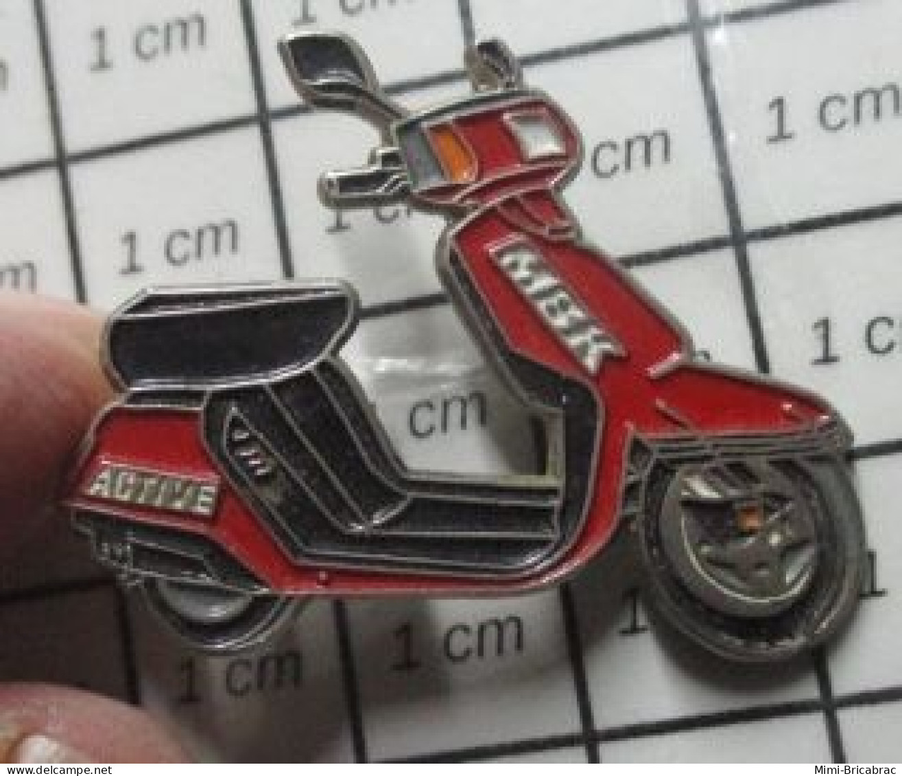 615B Pin's Pins / Beau Et Rare / MOTOS / SCOOTER ROUGE MBK Double Attache Grand Pin's - Motos