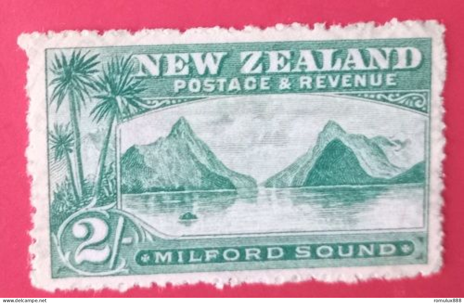 NEW ZEALAND SG35 1898 2/- MILFORD SOUND USED CAT VALUE - Unused Stamps