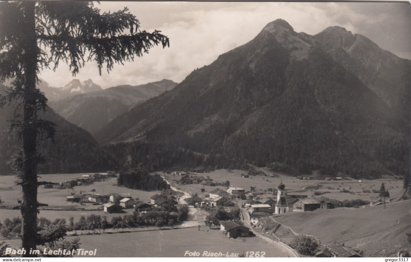 E3052) BACH Im LECHTAL - Tirol - S/W FOTO AK - Sraße Richtung Häuser U. Kirche 1954 - Lechtal