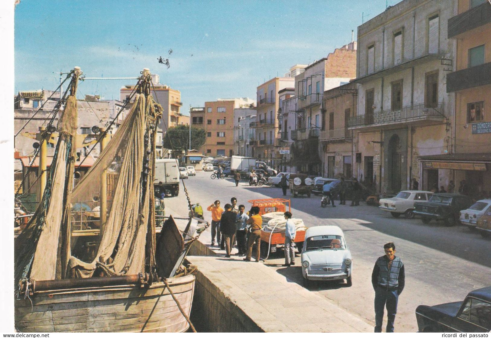 Cartolina Mazara Del Vallo ( Trapani ) Via Molo Caito - Mazara Del Vallo