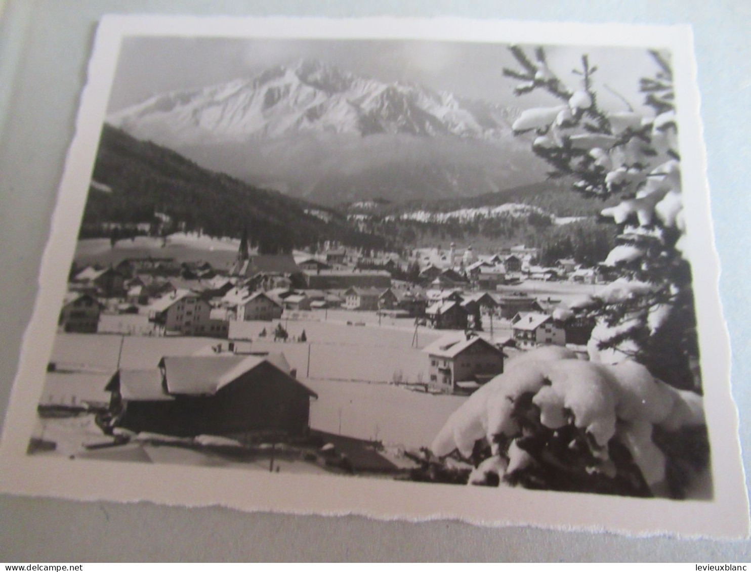 Petit Album-Souvenir De 12 Vraies Photographies De SEEFELD Sous La Neige / Tirol, Autriche/Vers 1920 -1930  PGC547 - Tourism Brochures