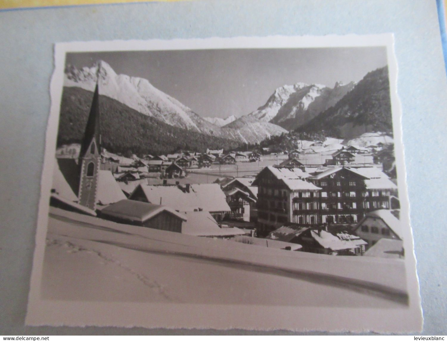 Petit album-Souvenir de 12 vraies photographies de SEEFELD sous la neige / Tirol, Autriche/Vers 1920 -1930  PGC547