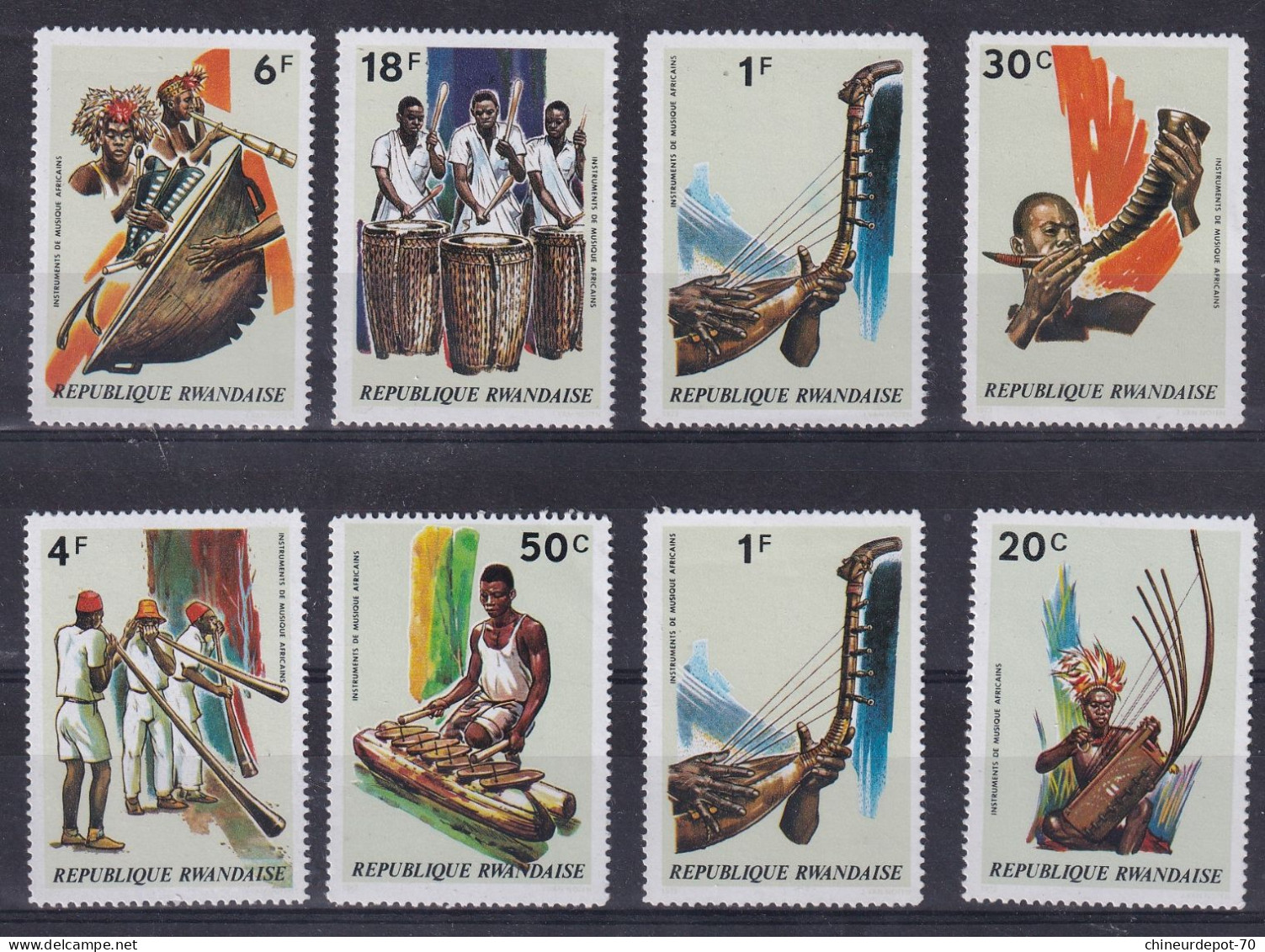 lot de timbres rwanda rwandaise neufs sans charnière ** voir 45 photos **