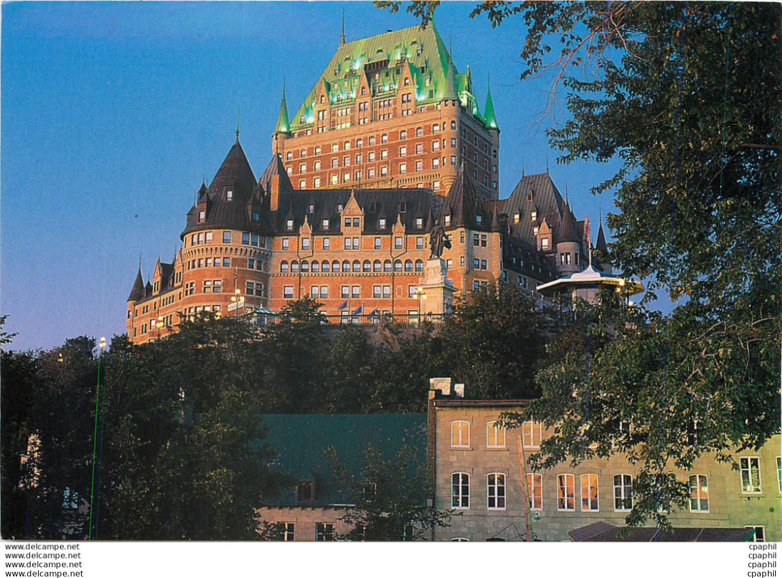 CPM Quebec Le Chateau Frontenac Vu Du Parc Montmorency - Québec - Château Frontenac