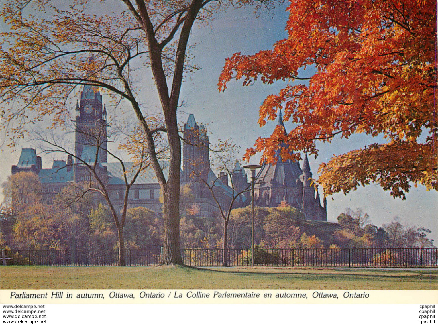 CPM La Colline Parlementaire En Automne Ottawa Ontario - Ottawa