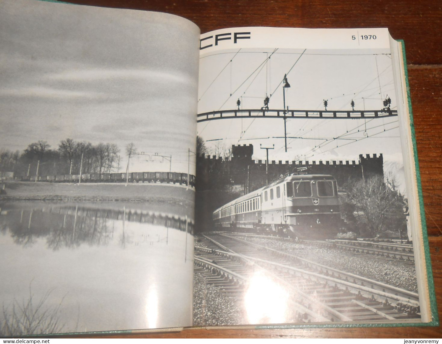 CFF. 24 revues reliées.1/1970 à 12/1971.