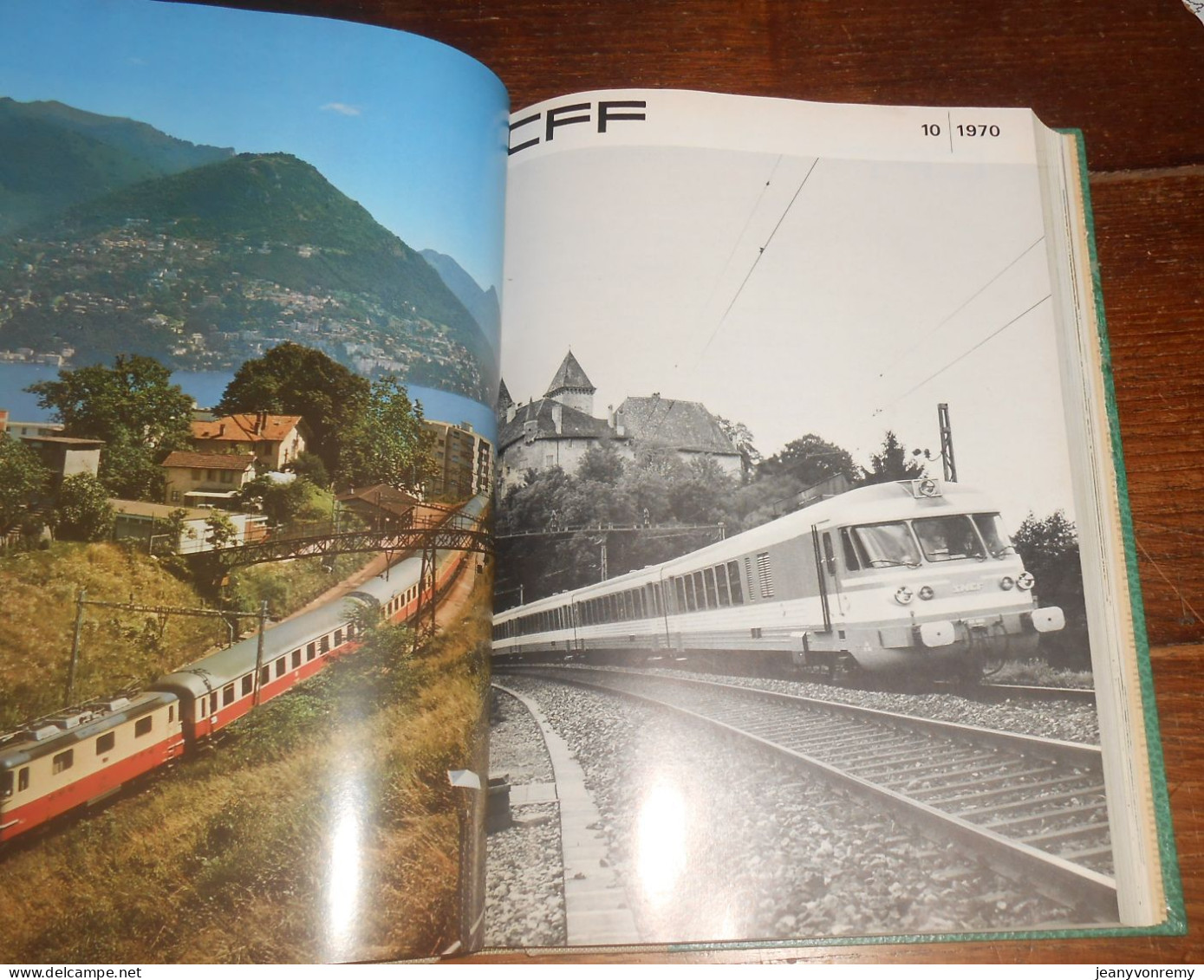 CFF. 24 revues reliées.1/1970 à 12/1971.